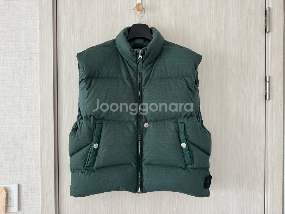 스톤아일랜드 쉐도우프로젝트 다운패딩 조끼 L사이즈--0