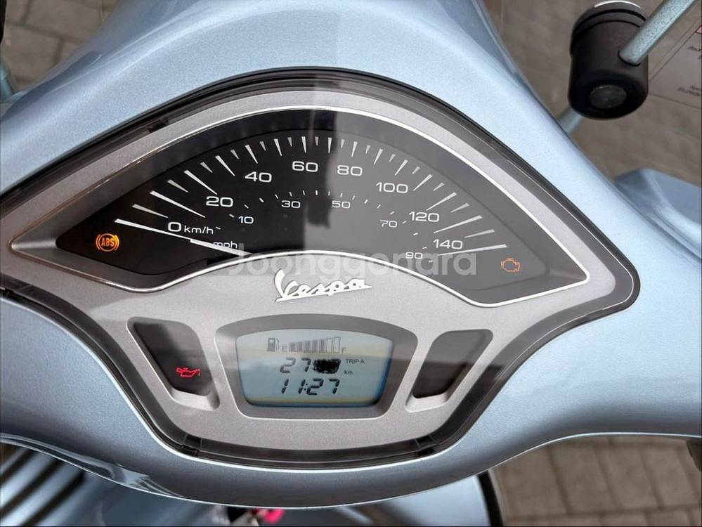 베스파 프리마베라 22년식 팔아요--2