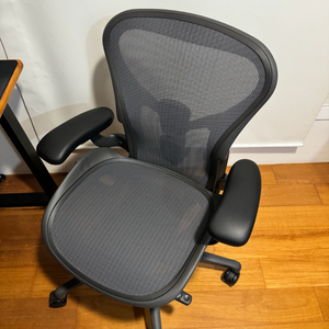 허먼밀러 에어론 A