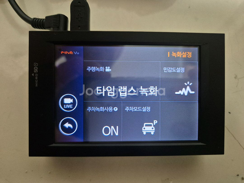 파인뷰 X300 2채널 32GB 블랙박스 판매합니다--3