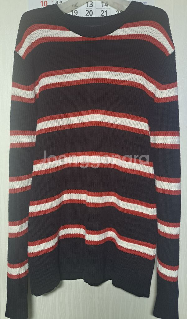 L/100)스파오 스트라이프 스웨터--0