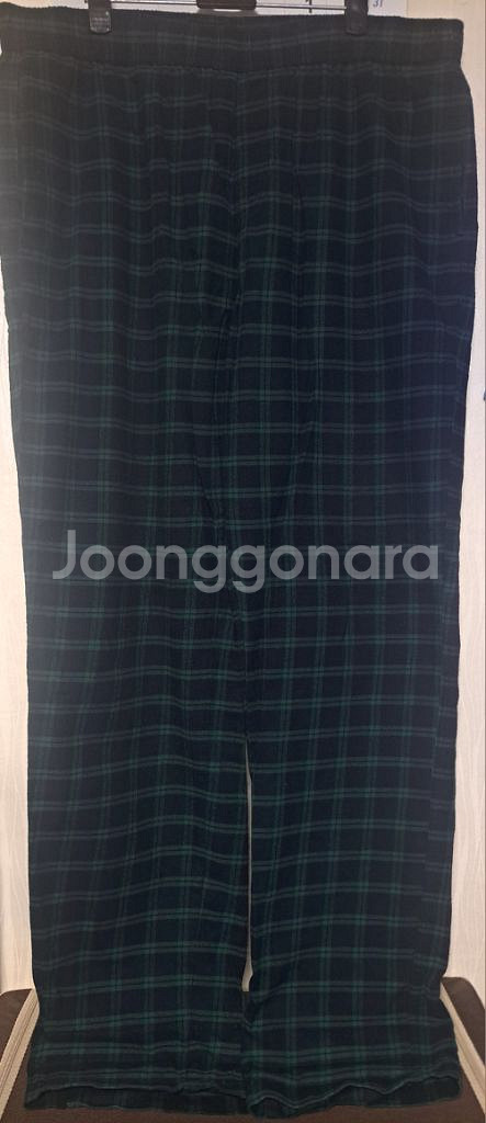 L/100)스파오 스트라이프 스웨터--4