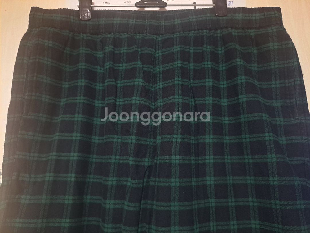 L/100)스파오 스트라이프 스웨터--5