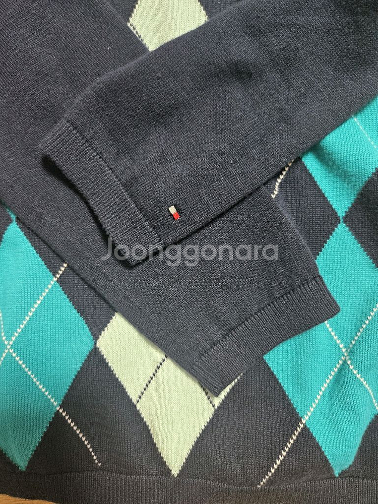 타미힐피거 여성 아이비 아가일 브이넥 니트 스웨터--3