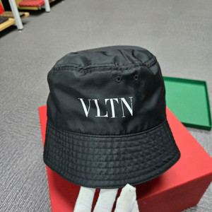 [특가][정품]발렌티노 버킷햇