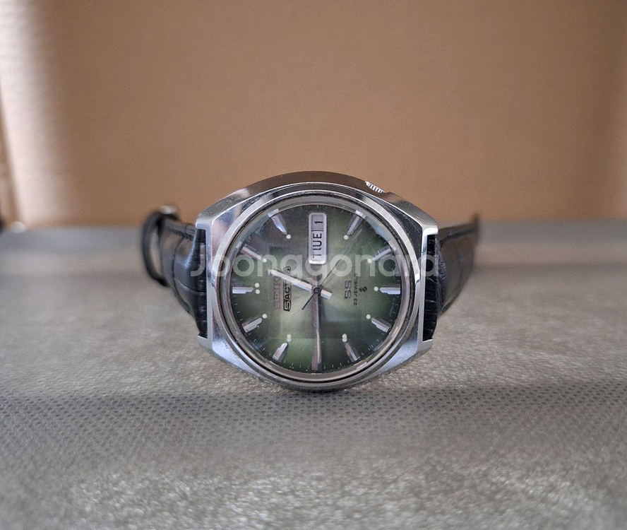 세이코 빈티지 오토메틱 시계판매합니다--0