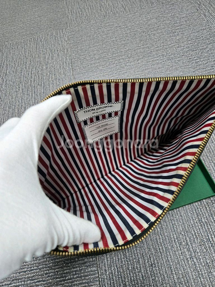 [특가][정품]톰브라운 클러치백 라지--5