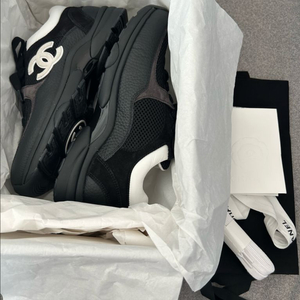 샤넬 테니스 스니커즈