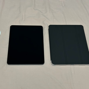 아이패드 에어5 M1 상태깨끗 (애플펜슬 2세대 포함)