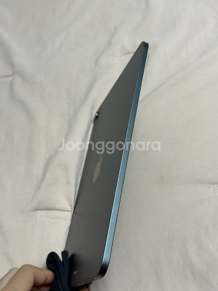 아이패드 에어5 M1 상태깨끗 (애플펜슬 2세대 포함)--2