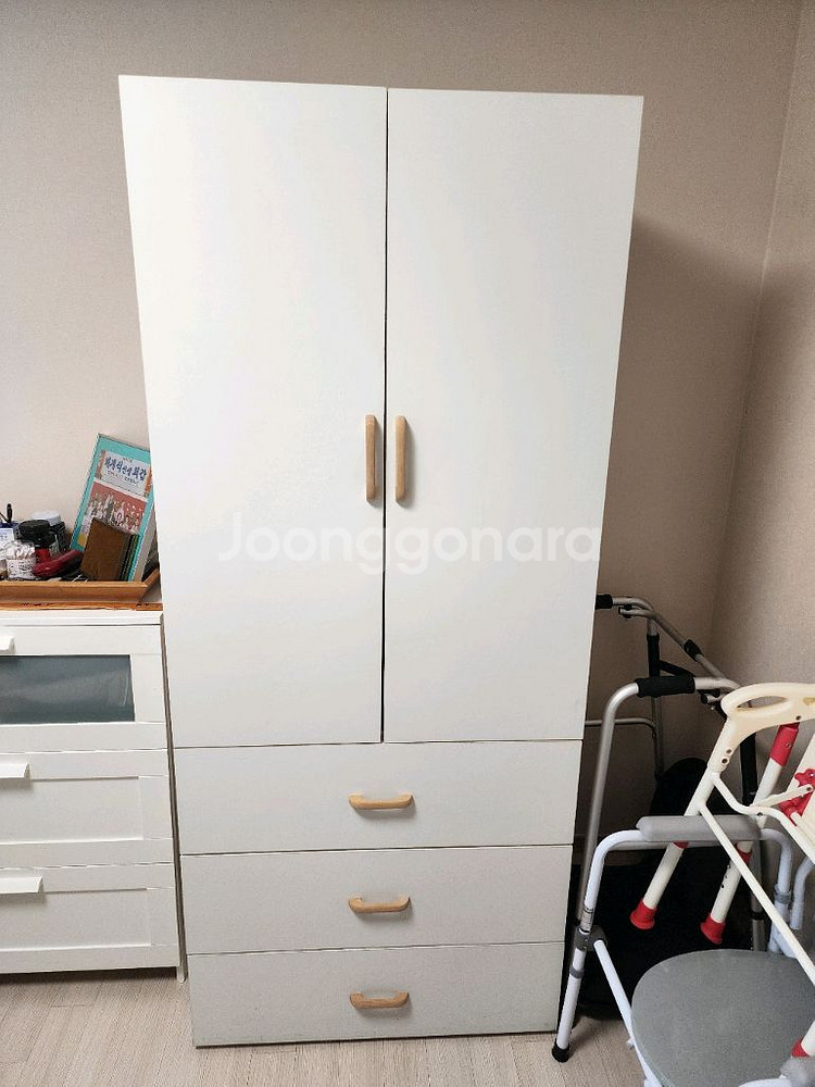 화이트 옷장--0