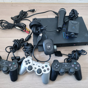 플스2 5만번 ,패드3개,카메라,마이크 풀셋