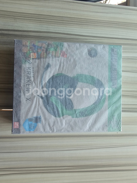 레이저 크라켄 V4 마인 크래프트 에디션 게이밍 헤드셋 (미개봉 새제품)--0