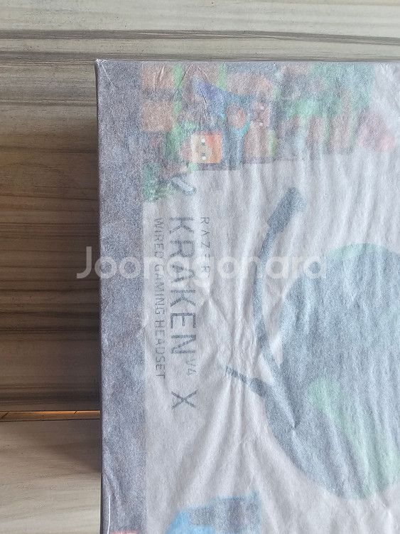 레이저 크라켄 V4 마인 크래프트 에디션 게이밍 헤드셋 (미개봉 새제품)--1