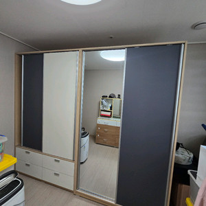 슬라이딩 4도어 옷장 서랍장