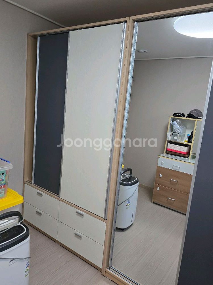 슬라이딩 4도어 옷장 서랍장--1