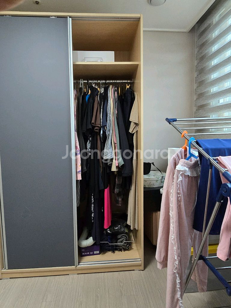 슬라이딩 4도어 옷장 서랍장--2