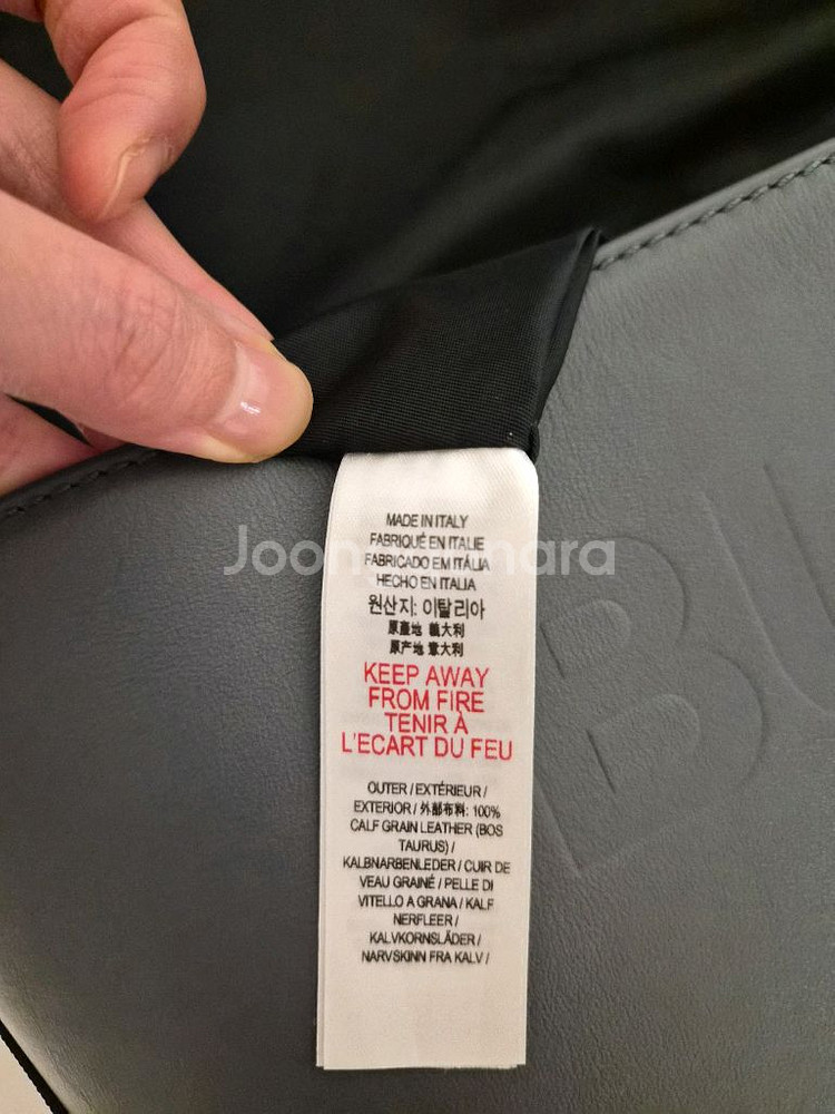 *남여공용*버버리 레더 크로스백 정품--6