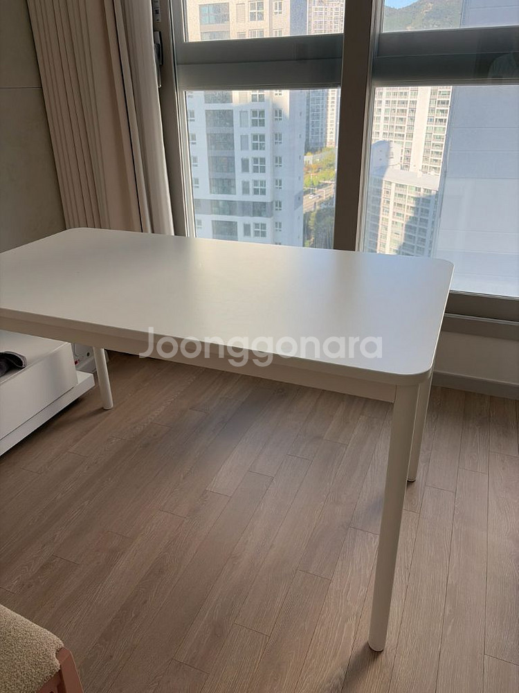 이케아 모던 화이트 책상--0
