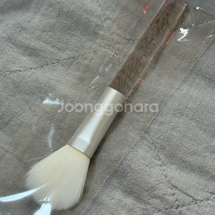 이지비건 퍼펙트 픽싱 브러쉬 (정가 10,000원)--3