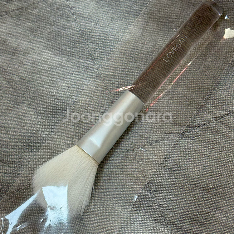 이지비건 퍼펙트 픽싱 브러쉬 (정가 10,000원)--2