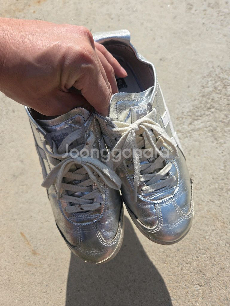 오니츠카 타이거 실버 스니커즈 245--7