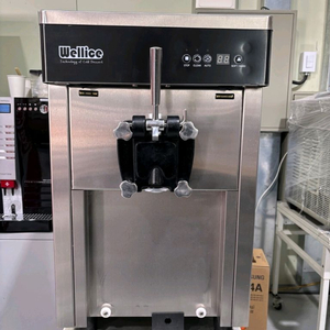 중고 아이스트로 소프트아이스크림기계 t128