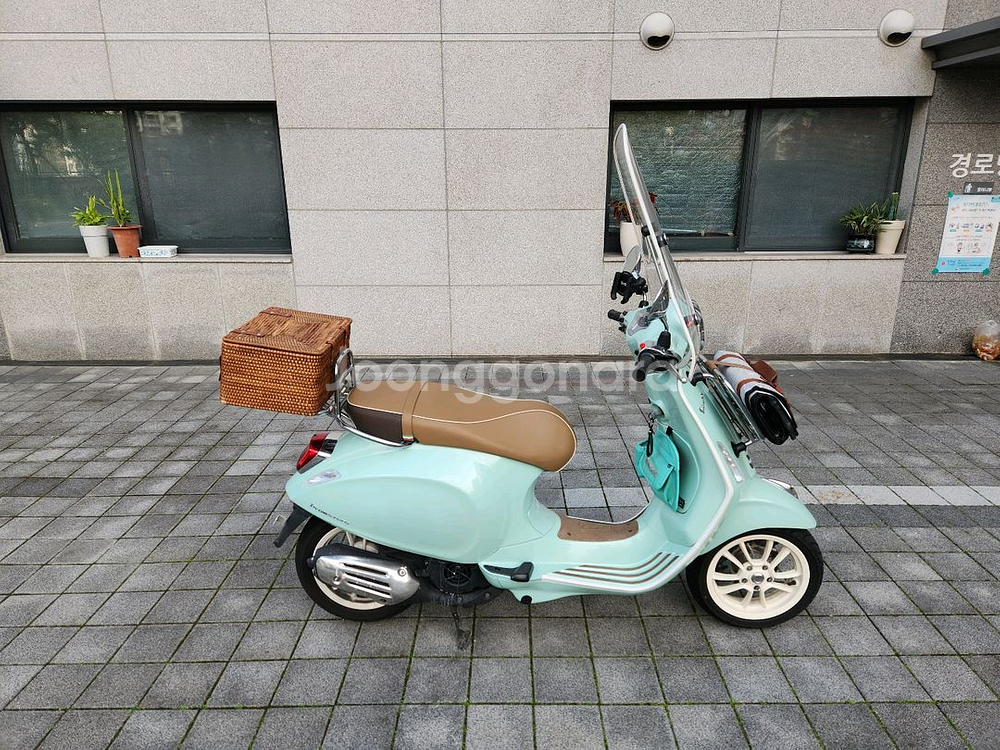 2022년식 베스파 프리마베라 피크닉에디션--1