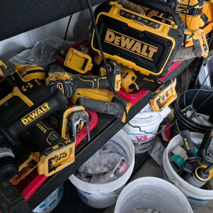 디월트 공구 세트