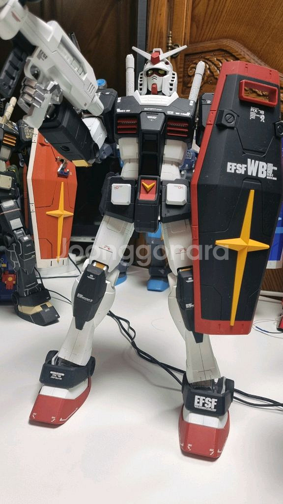 메가급 UNLEASHED RX-78-2 건담 도색프라--2