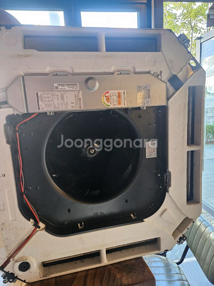 엘지30평 천장형 냉난방기2대 팝니다--4