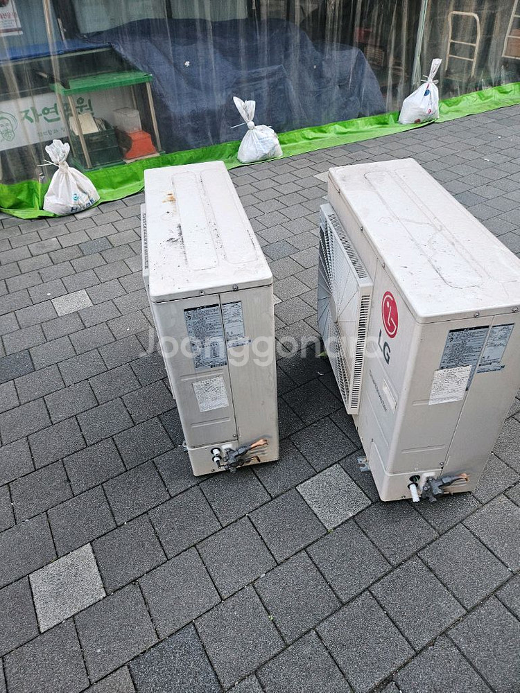 엘지30평 천장형 냉난방기2대 팝니다--6