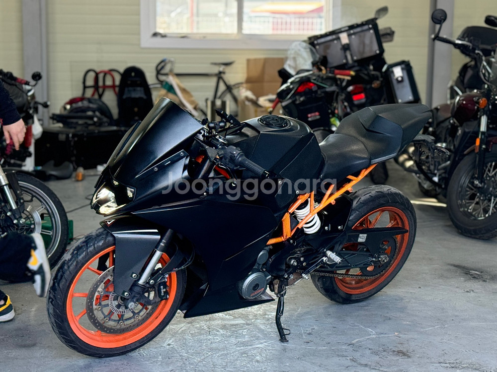 KTM RC390 15년식 4만키로 깔끔한 입문용 쿼터급 차량 판매합니다--0