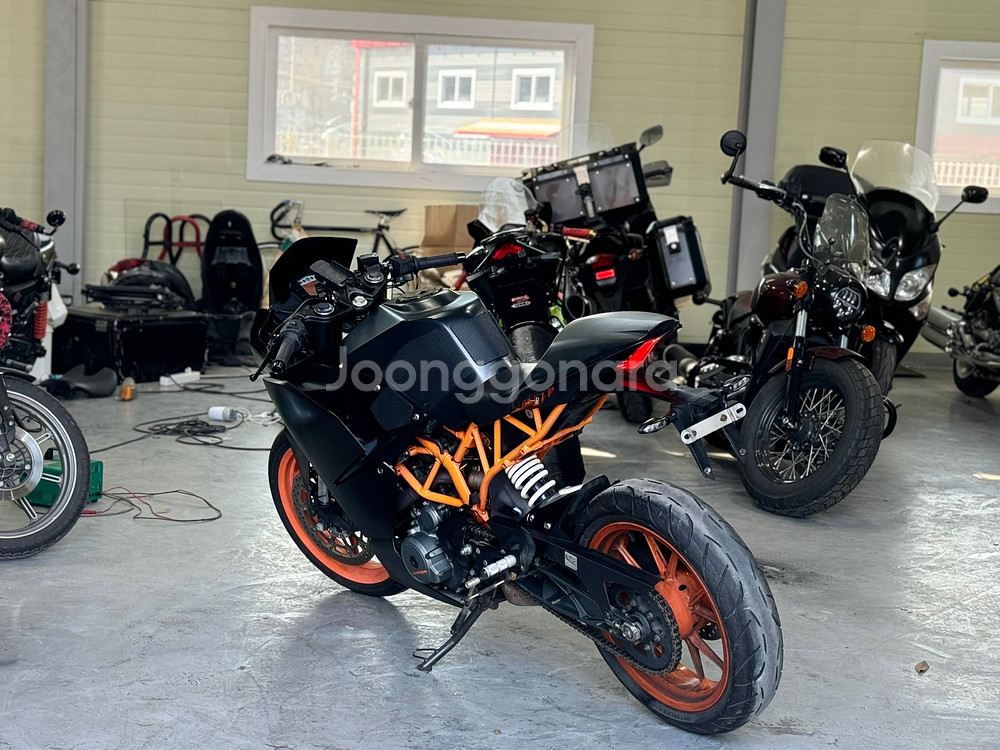 KTM RC390 15년식 4만키로 깔끔한 입문용 쿼터급 차량 판매합니다--6