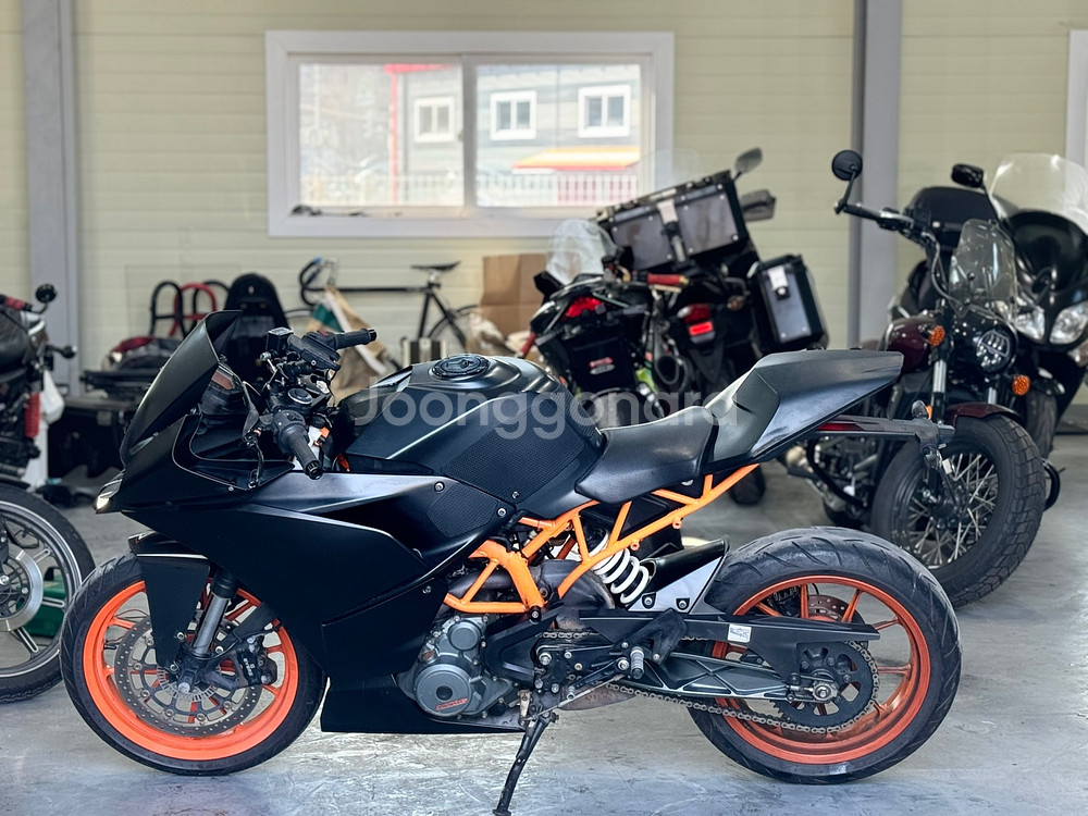 KTM RC390 15년식 4만키로 깔끔한 입문용 쿼터급 차량 판매합니다--7
