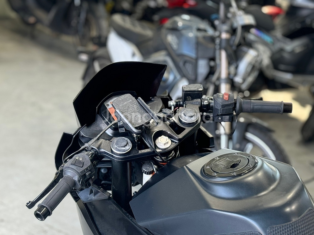 KTM RC390 15년식 4만키로 깔끔한 입문용 쿼터급 차량 판매합니다--8