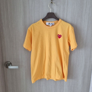 꼼데가르송 반팔티셔츠