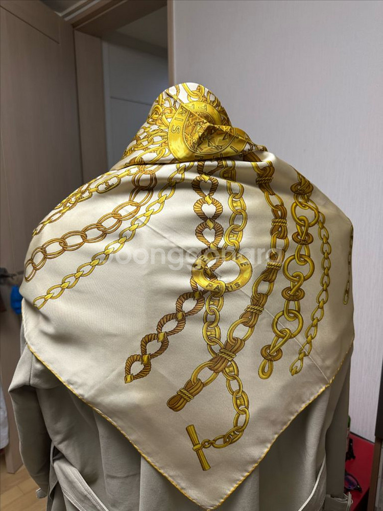 셀린느 정픔 실크 스카프--7