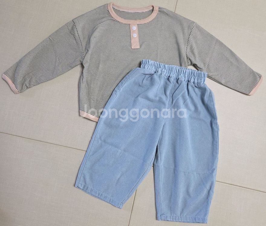(새상품) 아기 유아 청바지 등원룩 상하복세트90사이즈--0