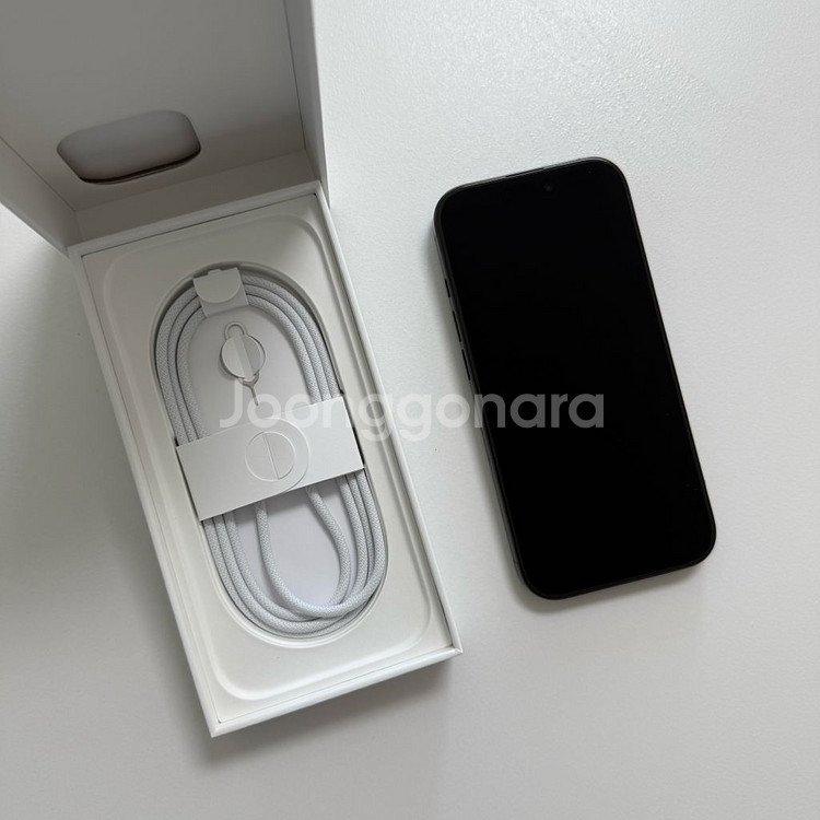 아이폰 16 프로 128g 25년 8월 구매--2