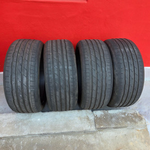 한국타이어 벤투스 에보3 215/40R18 타이어 4본 세트 거의새상품