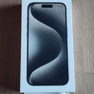 아이폰 15 프로 256GB 배터리 손상품 판매합니다 ! 애플워치 파손품도 같이드려요!