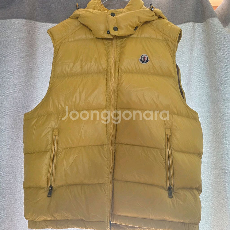 몽클레어 옐로우 패딩조끼 7사이즈 국내희소함--0
