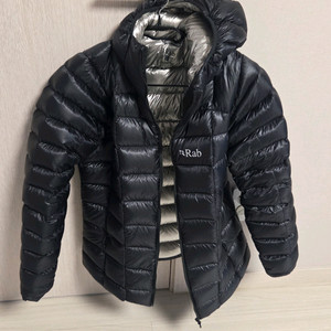 Rab 경량 다운 패딩 점퍼