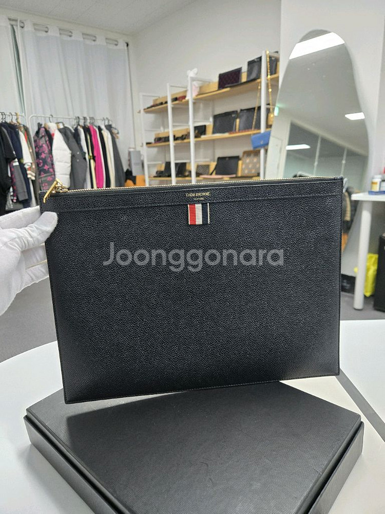 [A급컨디션]톰브라운 클러치백 라지--0