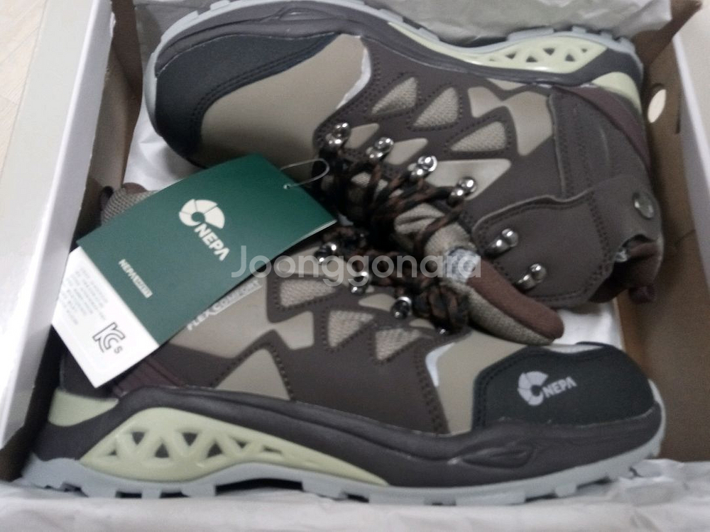 네파 안전화 265 메쉬 미끄럼방지 새제품 gt-88--1