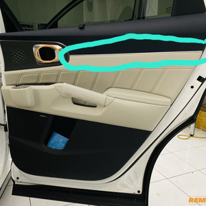 쏘렌토mq4 순정 도어 몰딩 구매합니다.