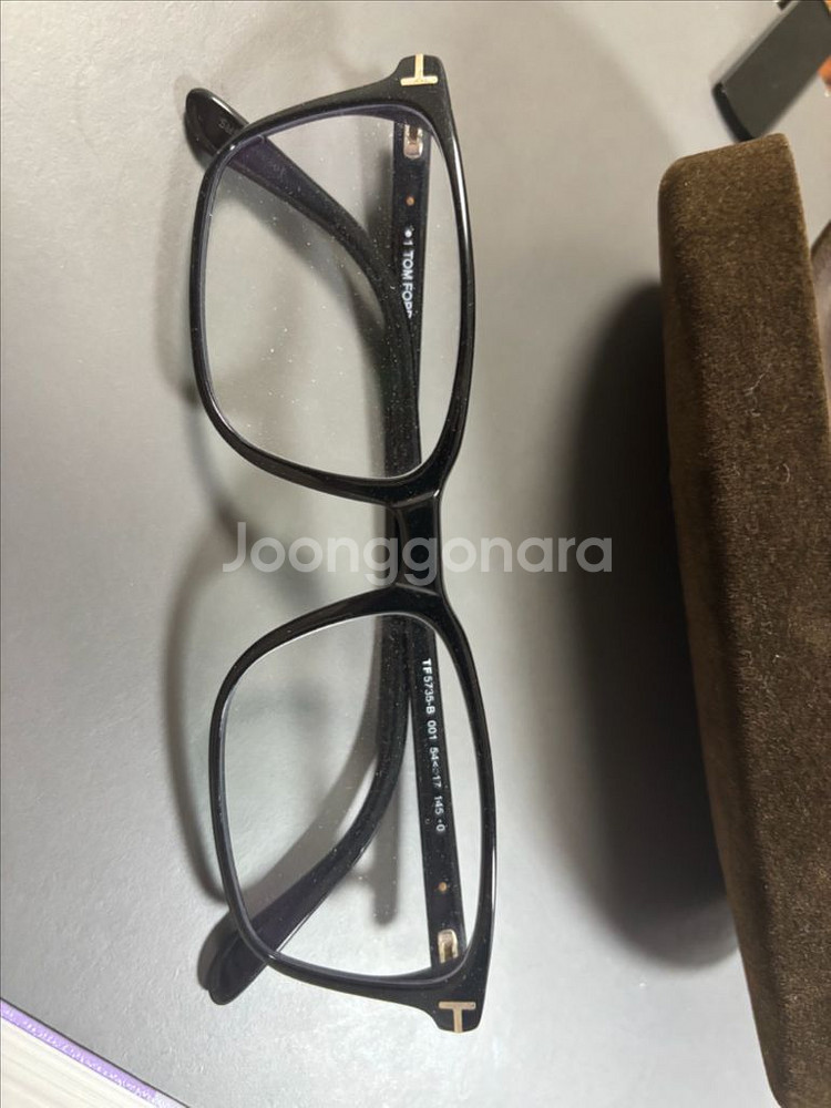 톰포드 안경테--1
