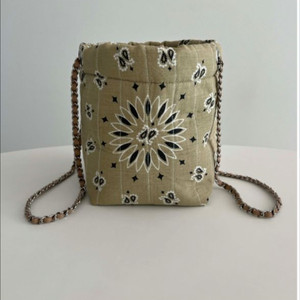 보니유 boniyoo QUILTED PAISLEY BUCKET BAG 3G BEIGE