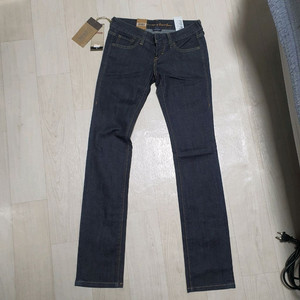리바이스 청바지 Tight Straight W25 새제품